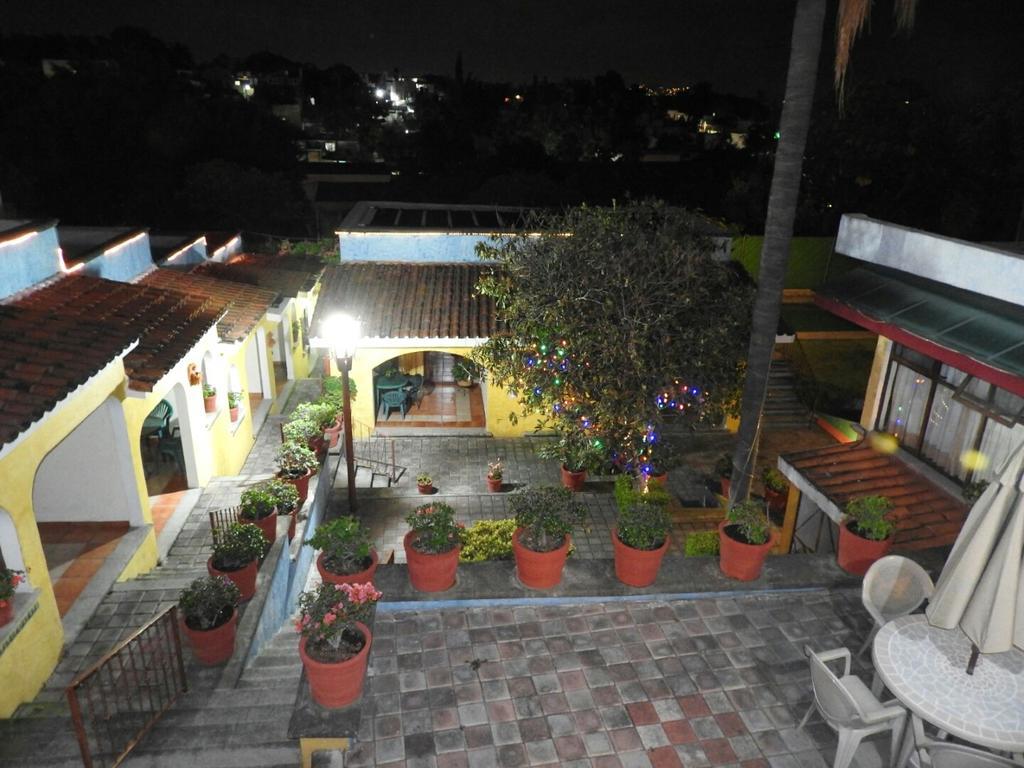 Hotel Antigua Posada Куэрнавака Экстерьер фото