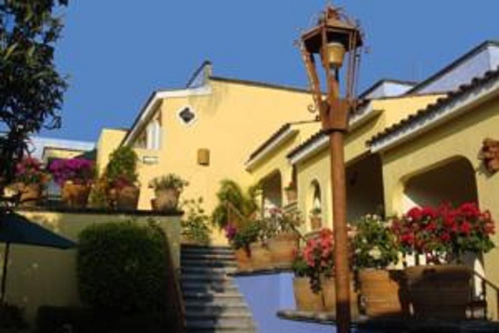 Hotel Antigua Posada Куэрнавака Экстерьер фото