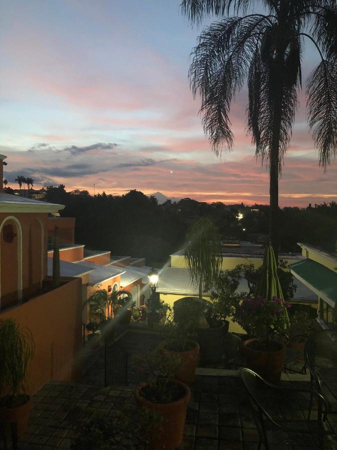 Hotel Antigua Posada Куэрнавака Экстерьер фото