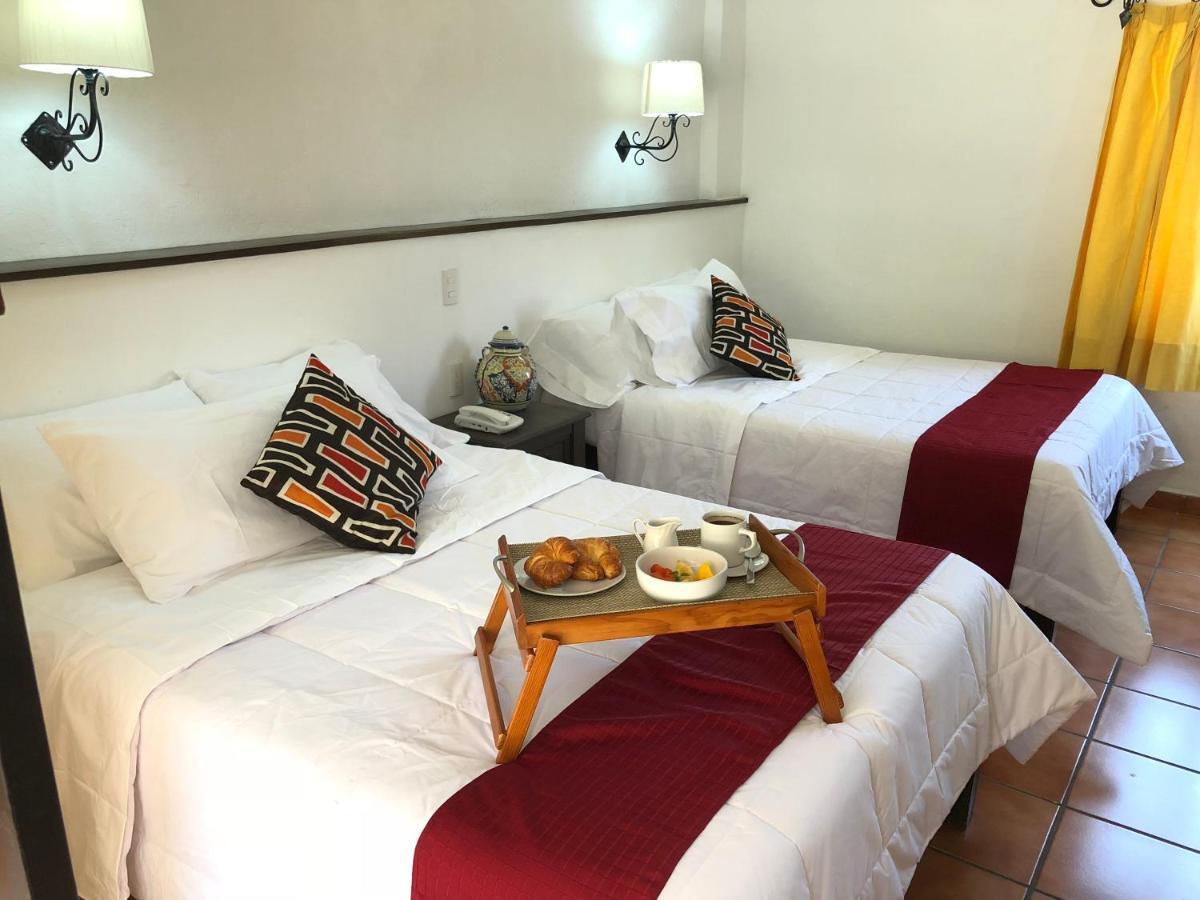 Hotel Antigua Posada Куэрнавака Экстерьер фото