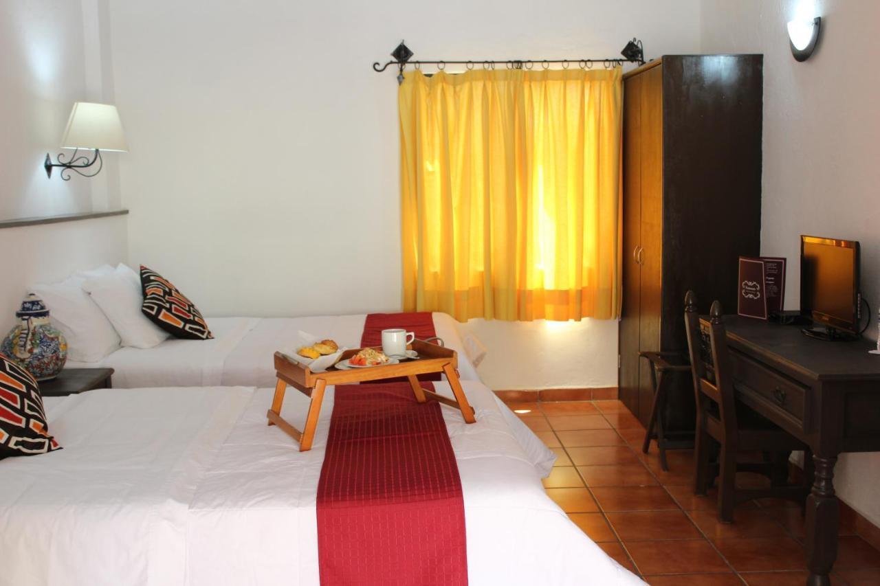 Hotel Antigua Posada Куэрнавака Экстерьер фото